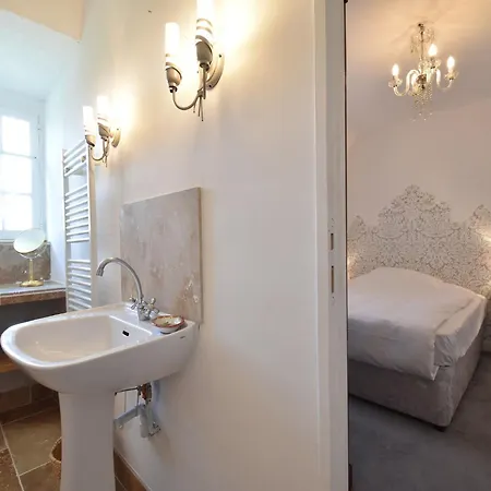 Hébergement de vacances Luxury In Dordogne With Pool & Privacy *