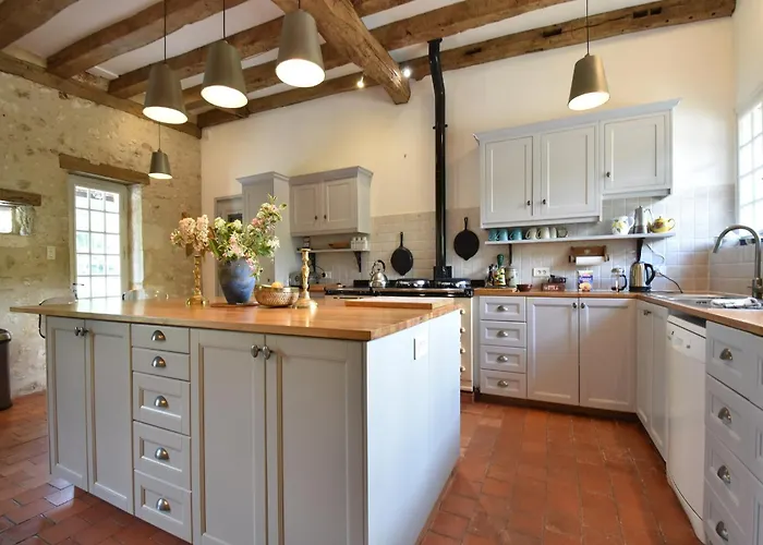 Luxury In Dordogne With Pool & Privacy Vakantiehuis *